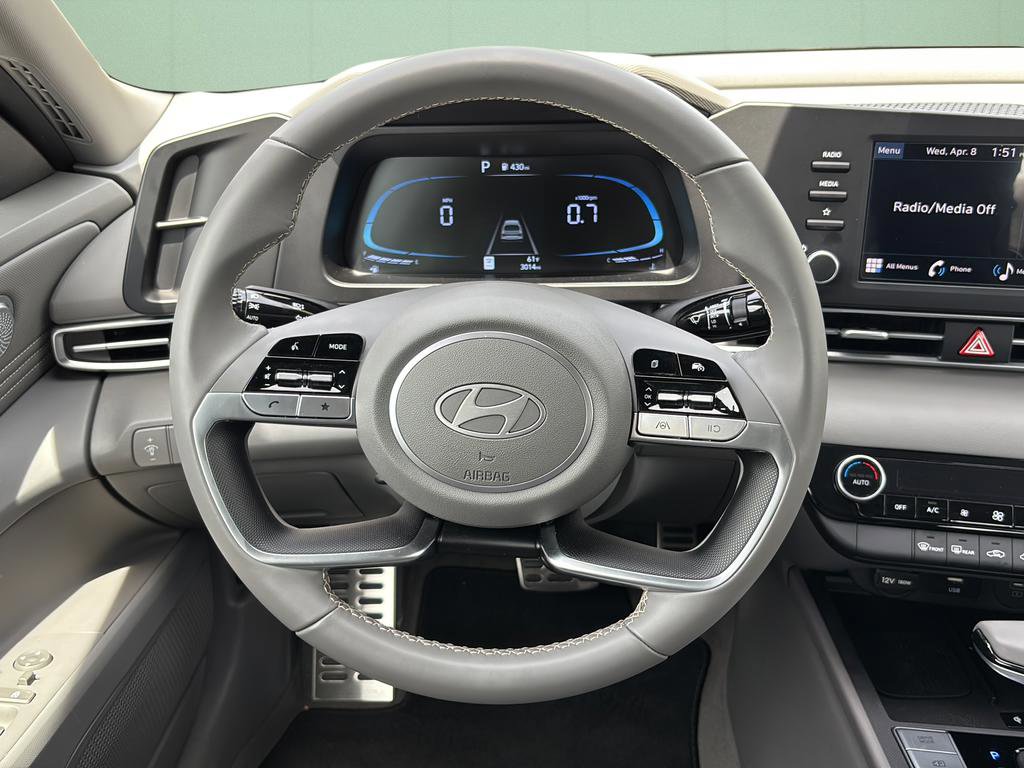 Used 2025 Hyundai Elantra Sport FWD image 21