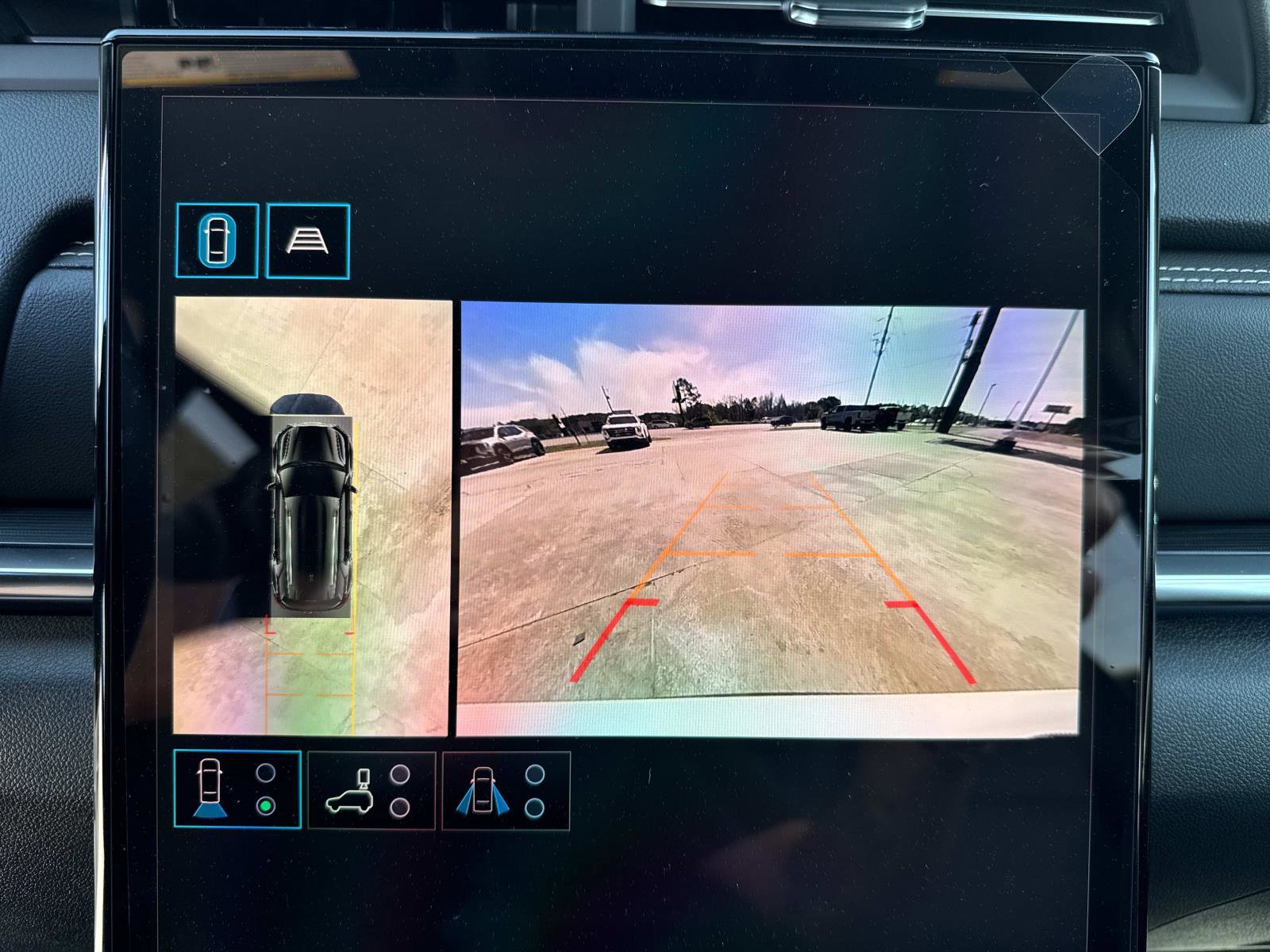 New 2026 GMC Terrain Elevation w/ Elevation Premium Package image 27