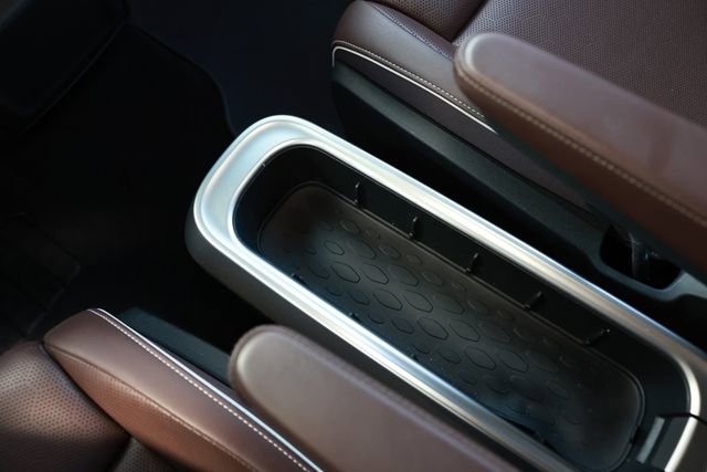 Used 2025 Volkswagen ID. Buzz Pro S RWD image 47
