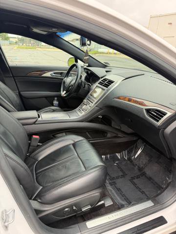 Used 2017 Lincoln MKZ Select w/ Select Plus Package FWD image 12