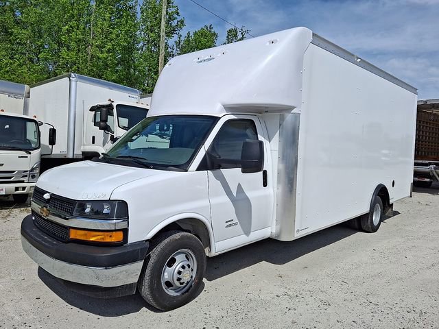 New 2024 Chevrolet Express 4500 w/ Driver Convenience Package RWD image 1