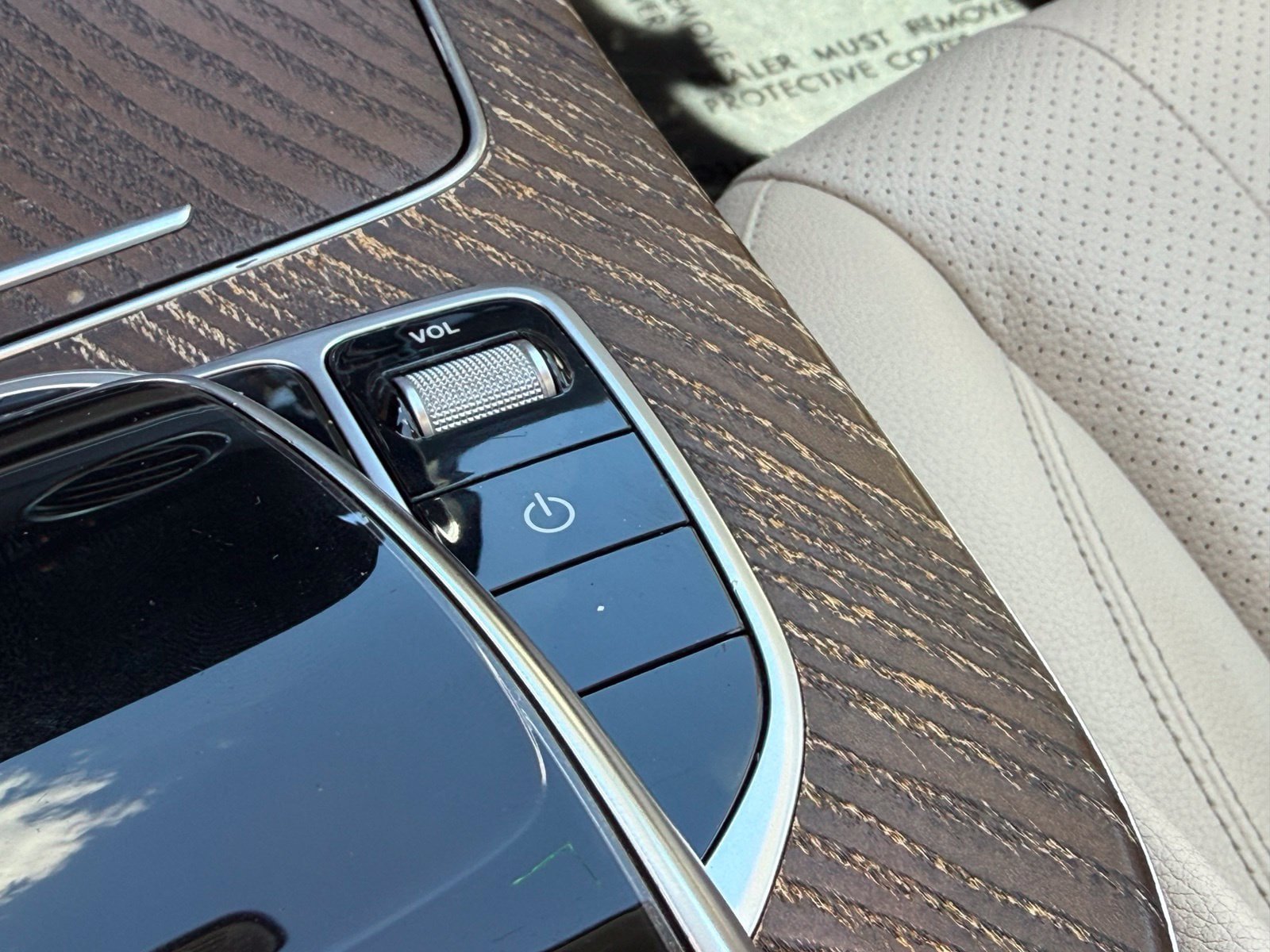 Used 2020 Mercedes-Benz E 350 Sedan image 39