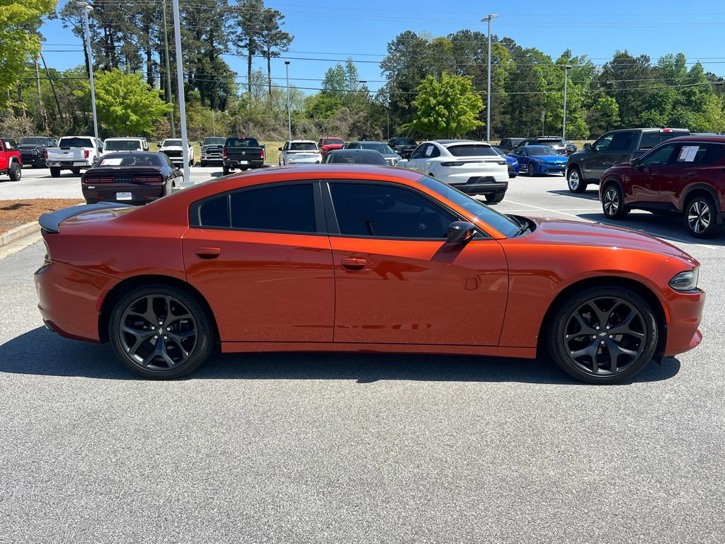 Used 2020 Dodge Charger SXT w/ Blacktop Package image 8