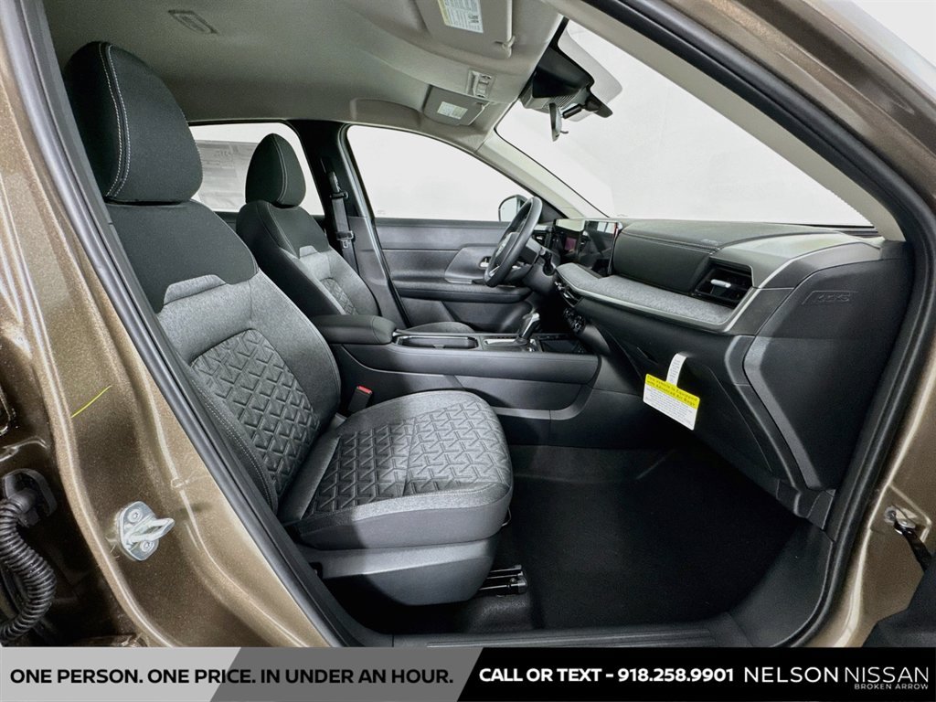 New 2027 Nissan Kicks SV w/ Cold Weather Package FWD image 26