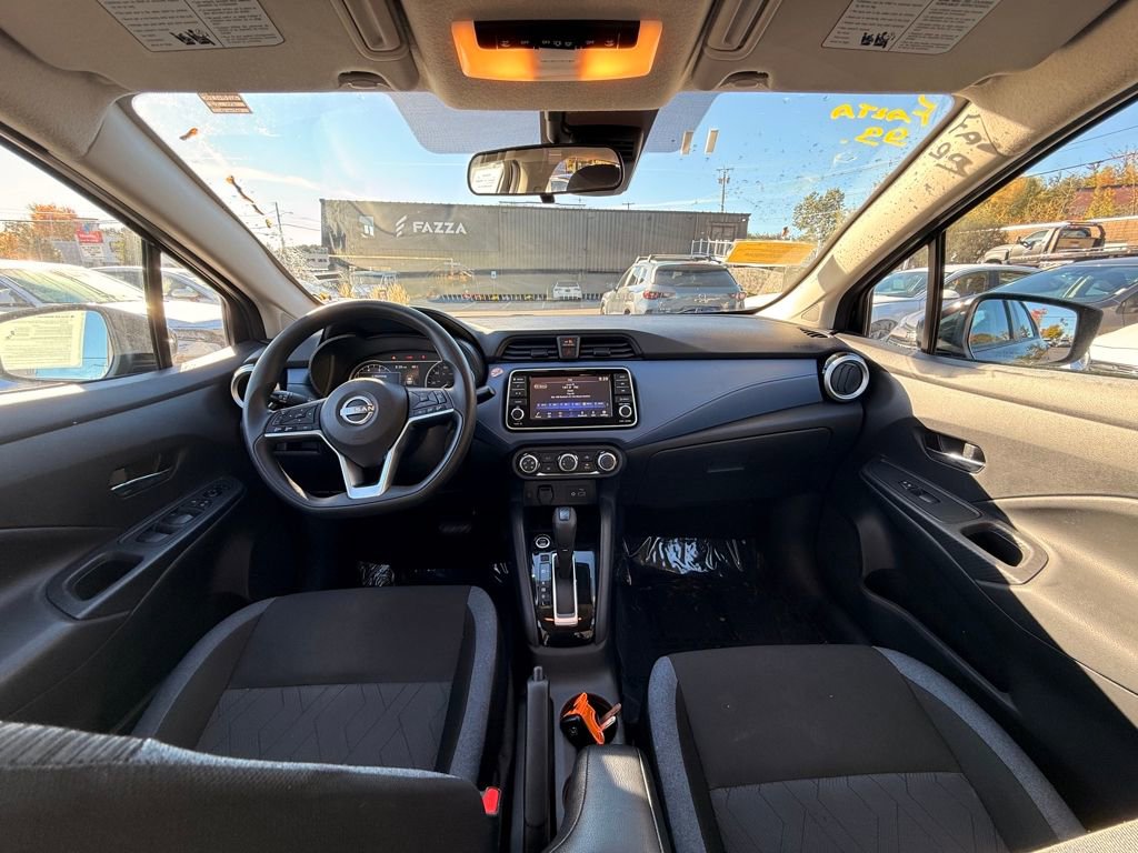 Used 2023 Nissan Versa SV FWD image 17