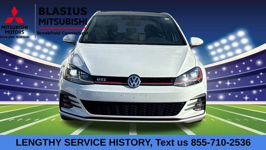 Used 2018 Volkswagen GTI SE image 3