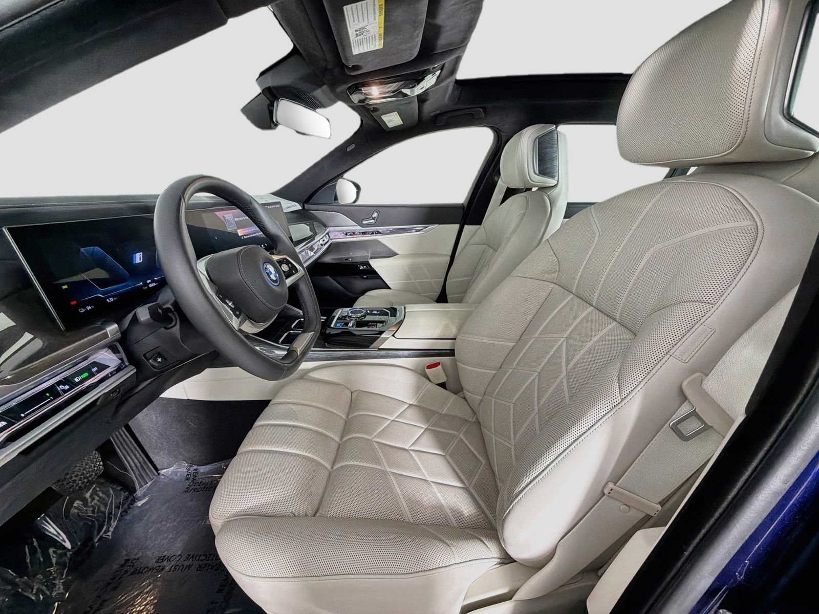 Certified 2024 BMW i7 eDrive50 w/ Executive Package RWD image 22