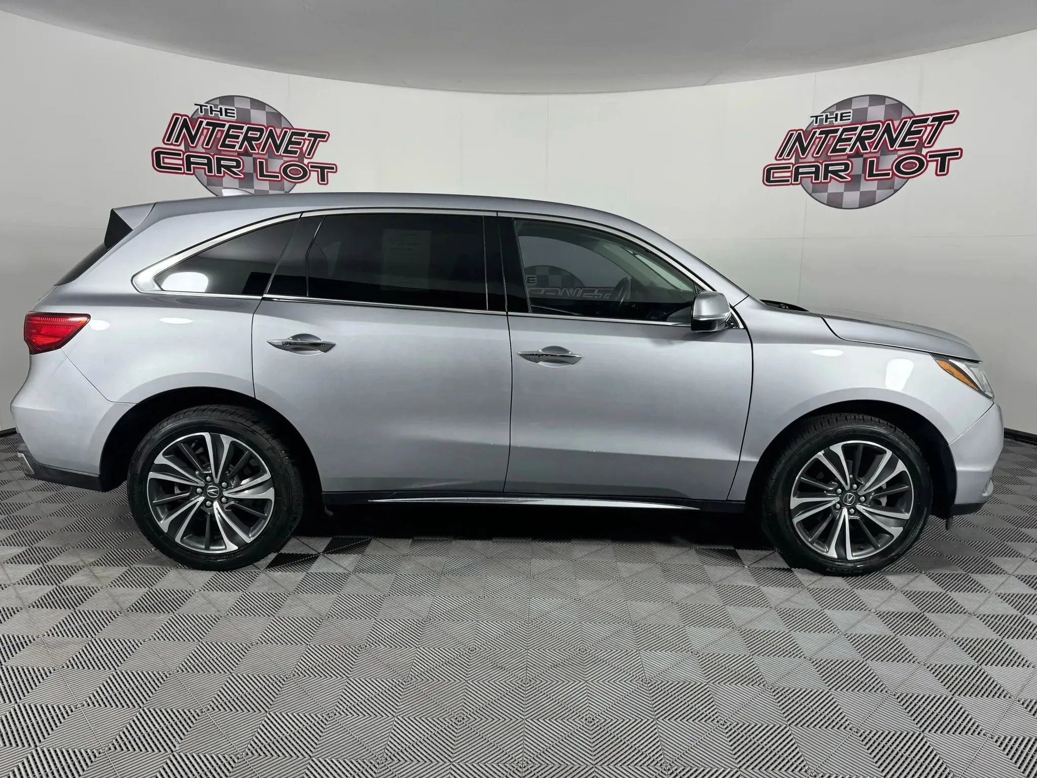 Used 2020 Acura MDX FWD w/ Technology Package image 8