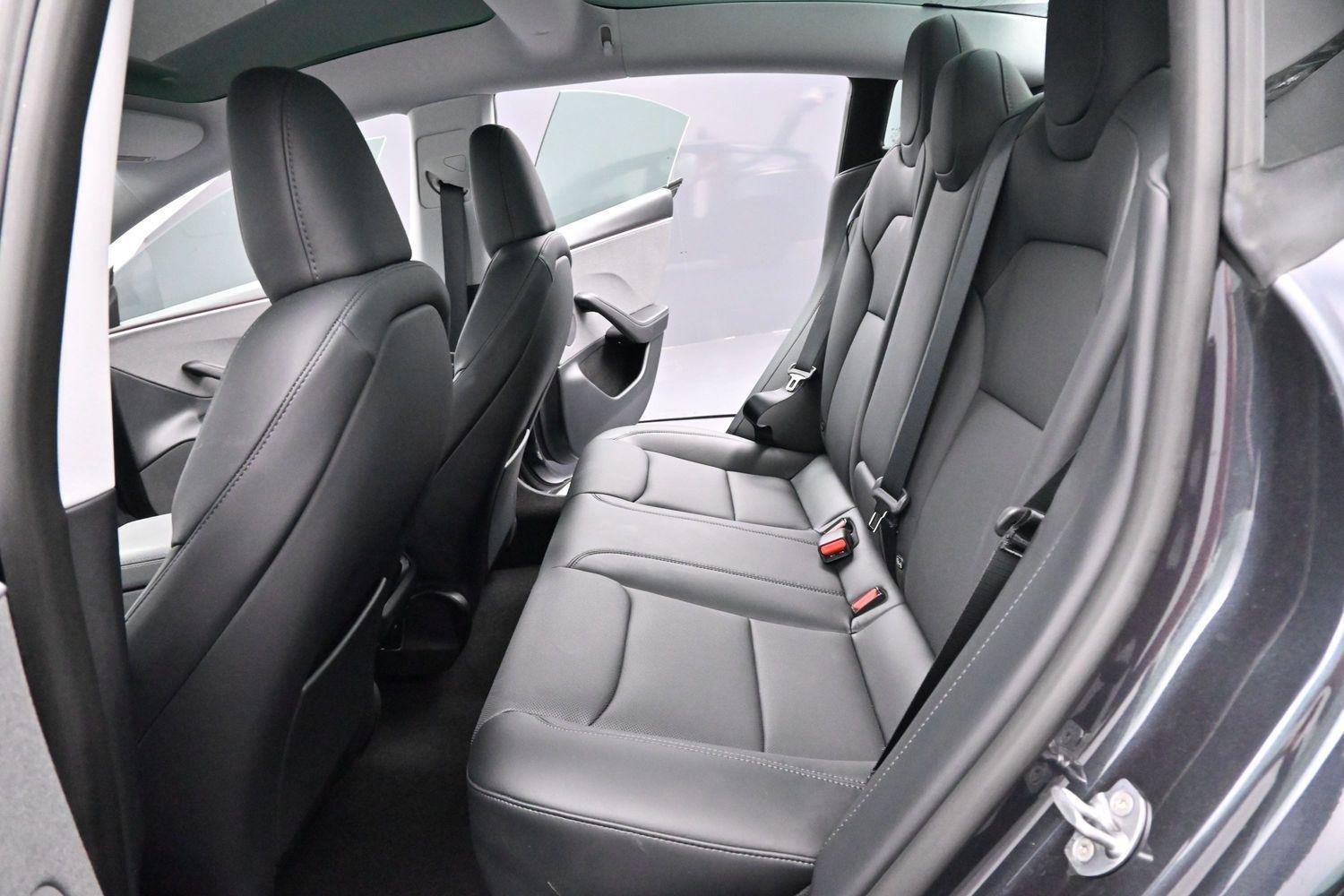 Used 2025 Tesla Model 3 Long Range RWD image 26