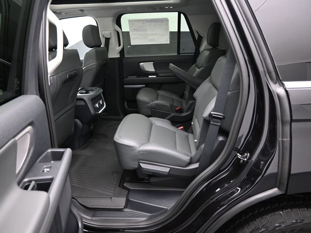 New 2026 Ford Expedition Active AWD/4WD image 22