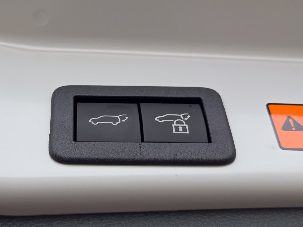 New 2026 Toyota RAV4 SE w/ Convenience Package AWD/4WD image 28
