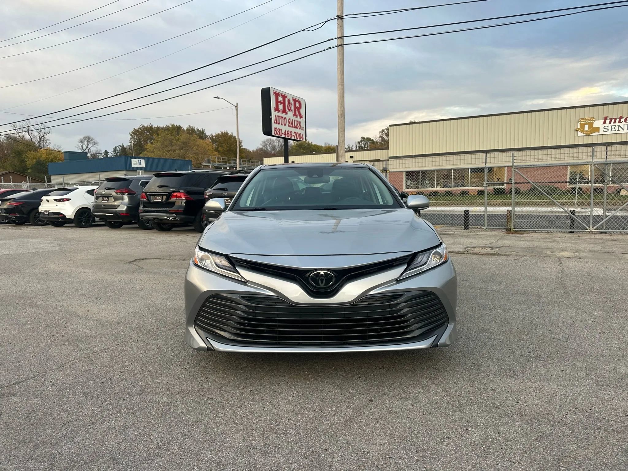 Used 2019 Toyota Camry XLE image 8