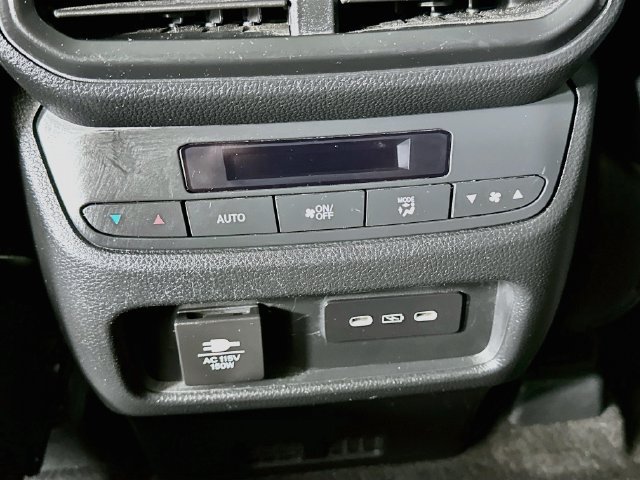 Certified 2024 Honda Pilot TrailSport image 33