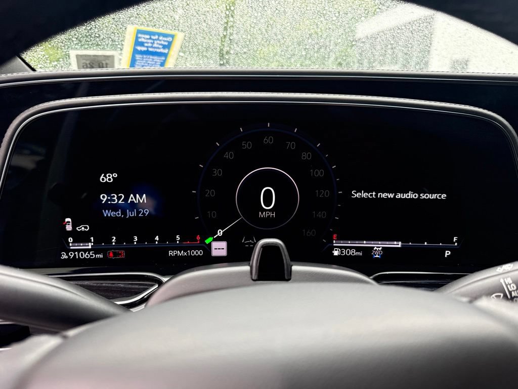 Used 2021 Cadillac Escalade Sport w/ Driver Assist Tech Package AWD/4WD image 31