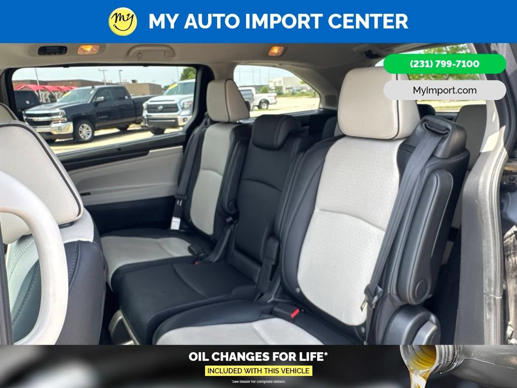 Used 2025 Honda Odyssey Elite image 25