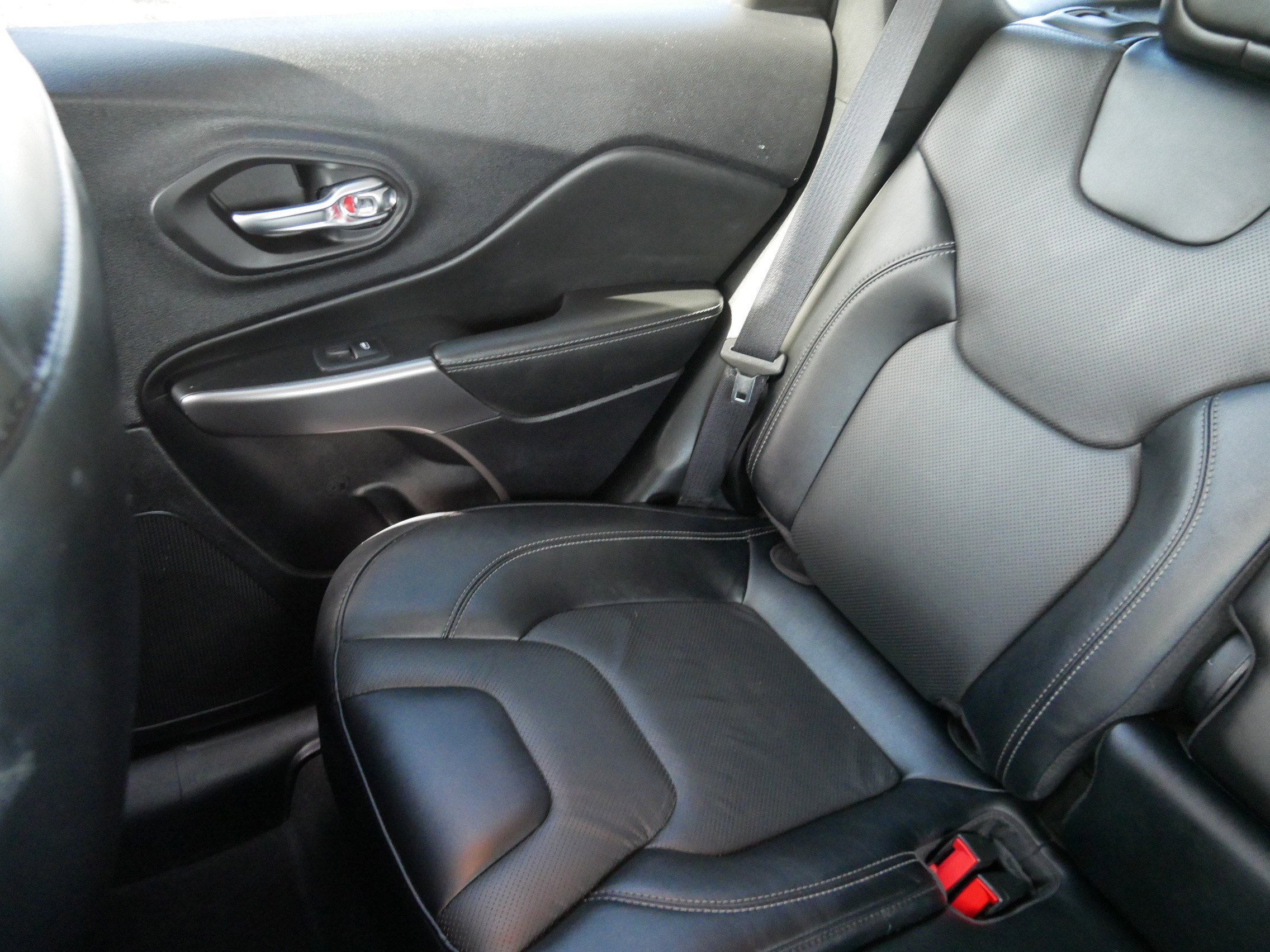 Used 2022 Jeep Cherokee Latitude Lux image 12