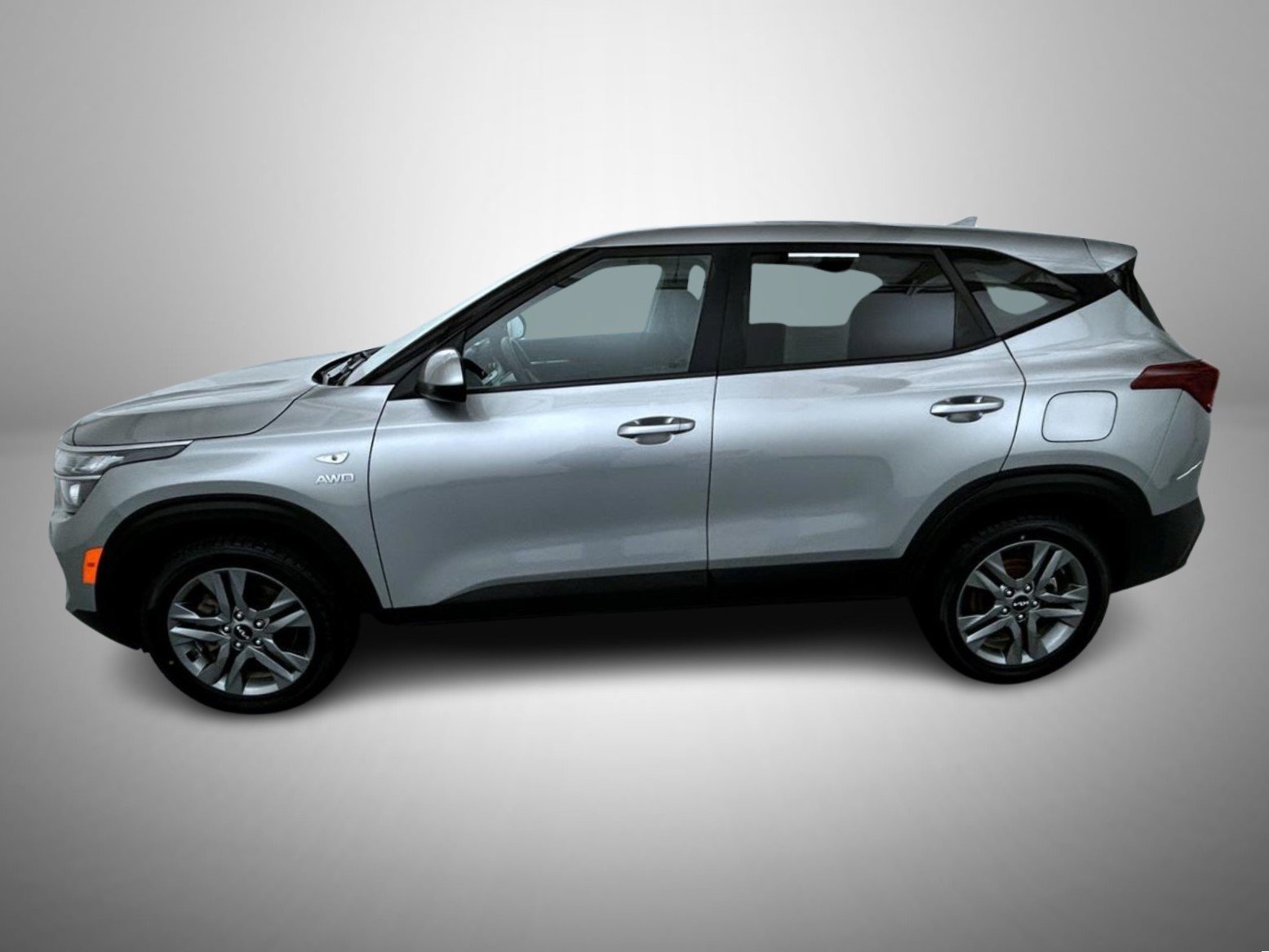 Used 2023 Kia Seltos LX AWD/4WD image 8