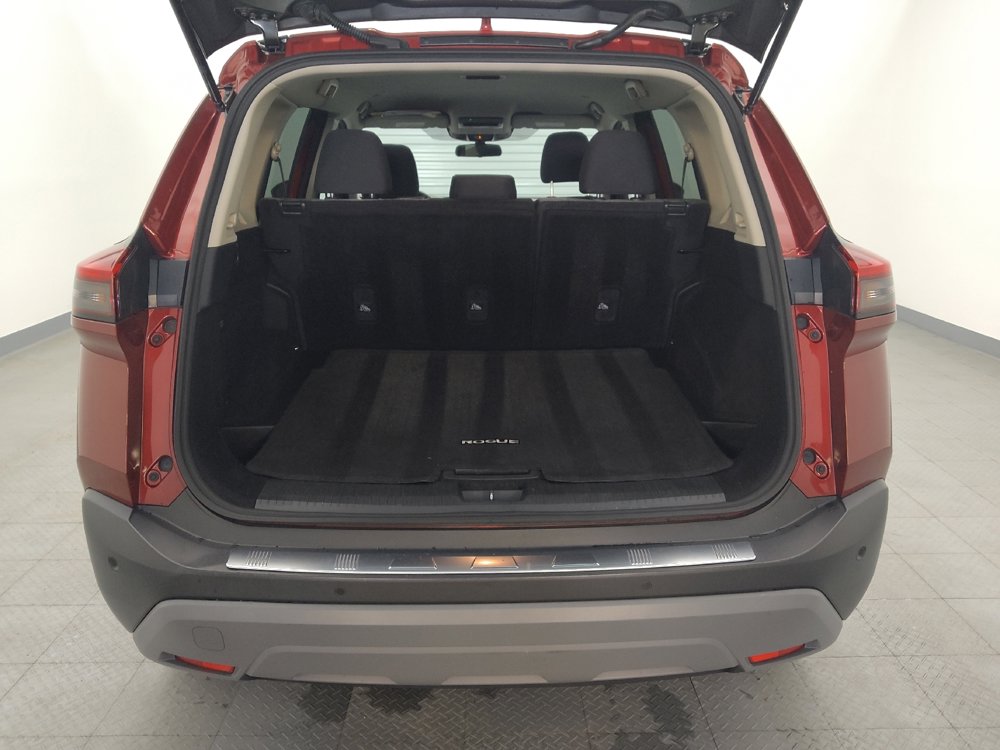 Used 2022 Nissan Rogue SV image 29