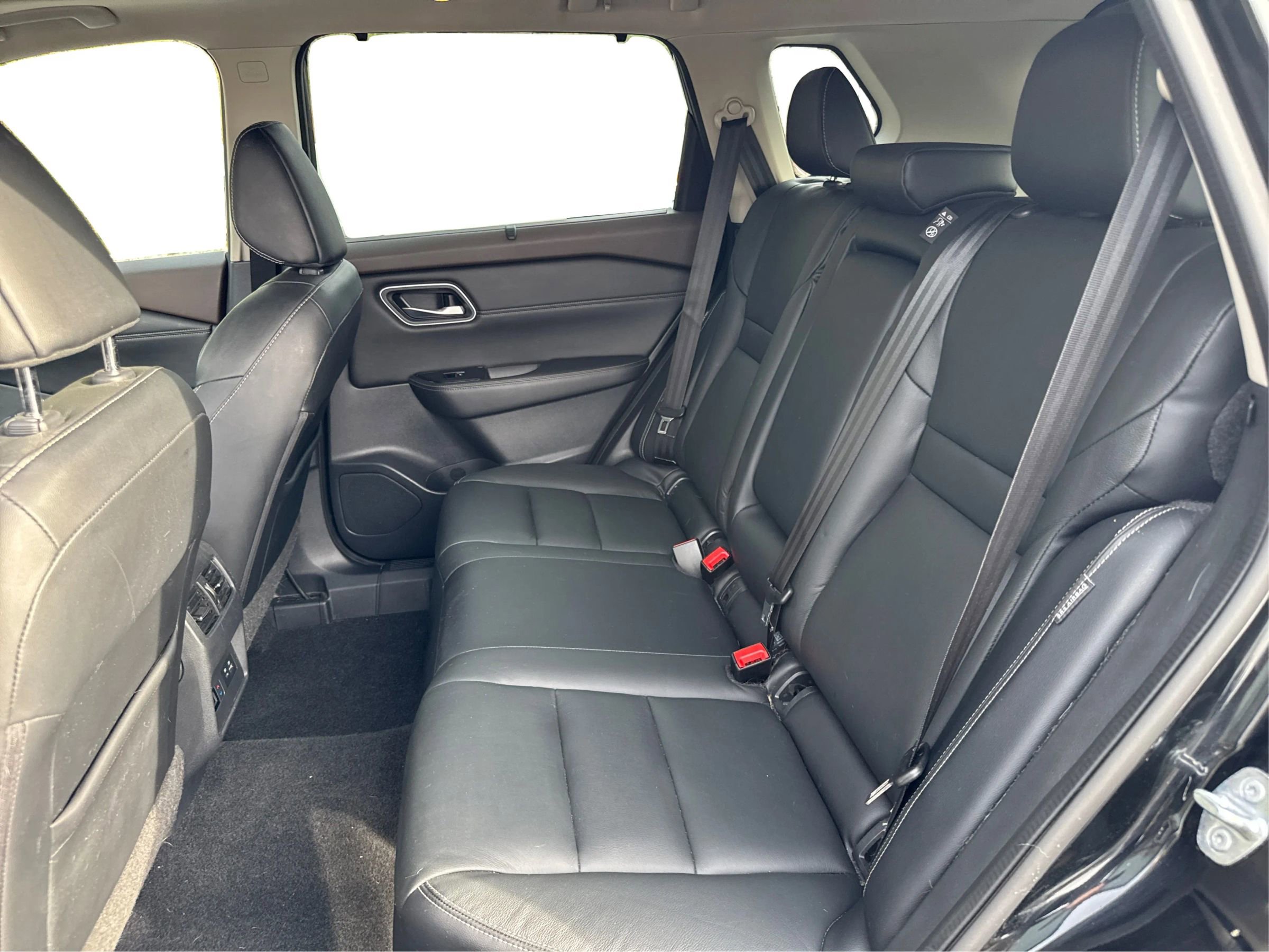 Used 2021 Nissan Rogue SL w/ Premium Package AWD/4WD image 13