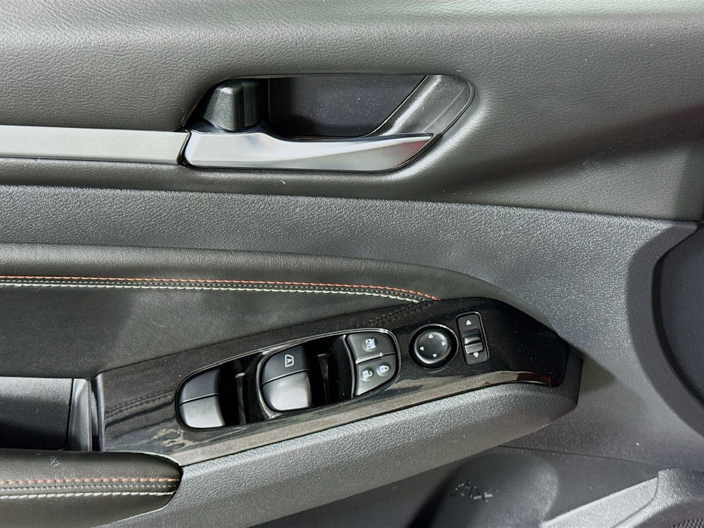 Certified 2023 Nissan Altima 2.5 SR w/ SR Premium Package FWD image 25