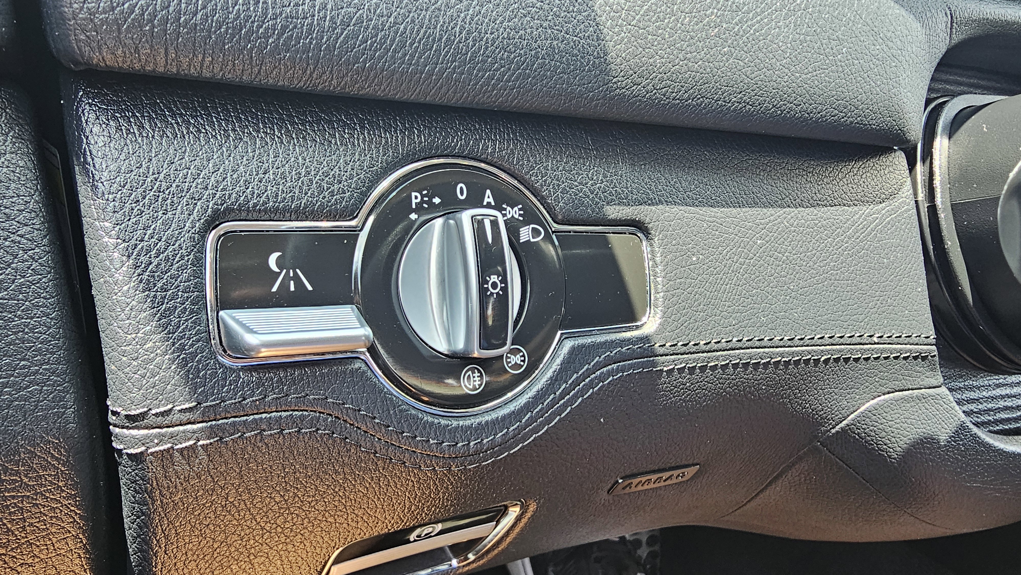 Used 2012 Mercedes-Benz CL 550 4MATIC w/ Sport Pkg image 34