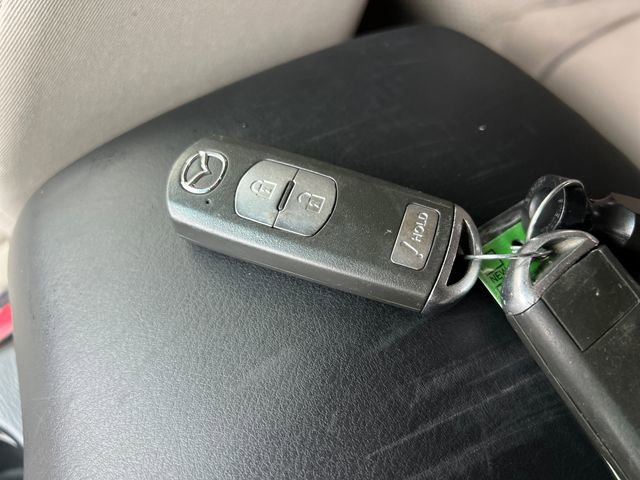 Used 2016 MAZDA CX-5 Touring image 32