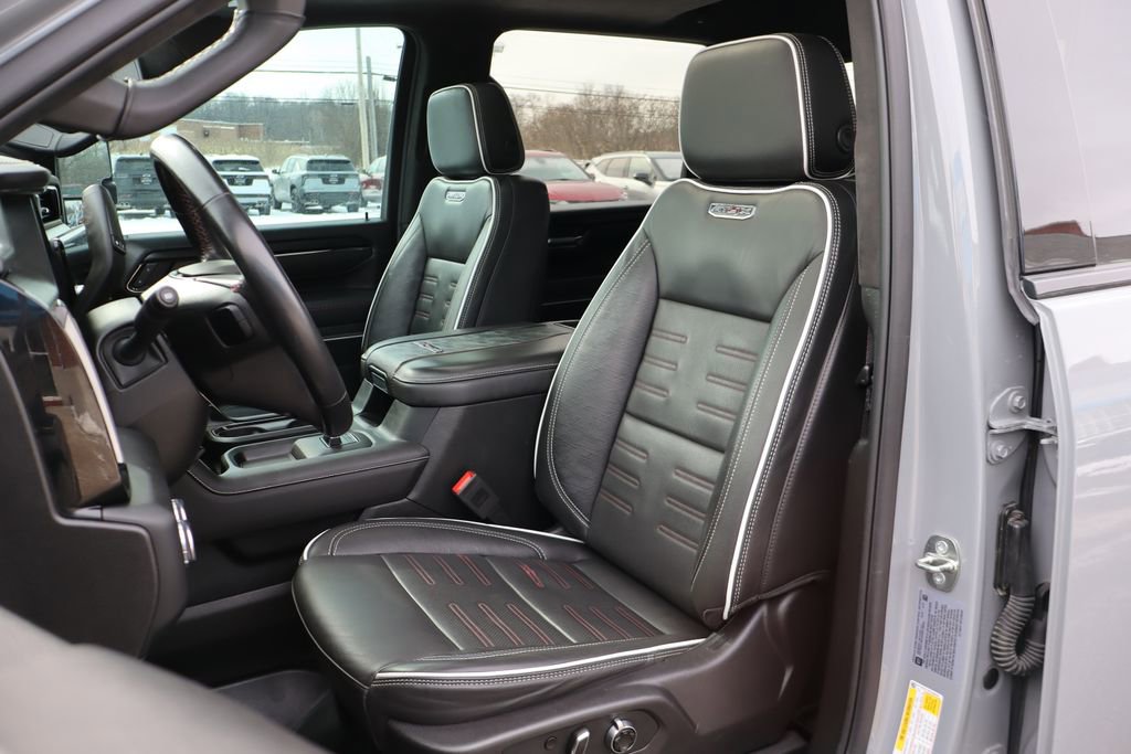 Used 2024 GMC Sierra 2500 AT4X image 16