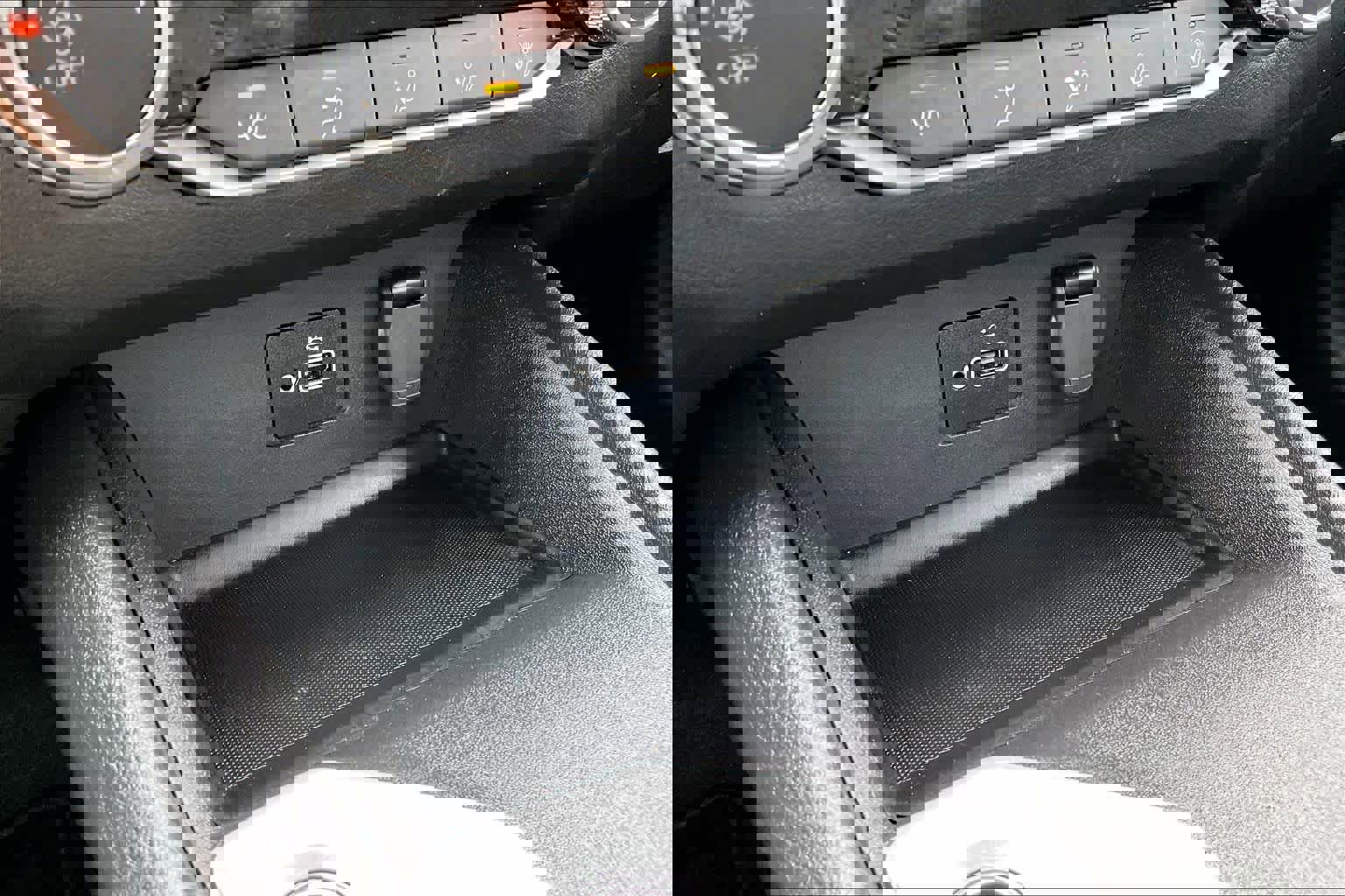 Used 2024 Nissan Altima 2.5 S image 31