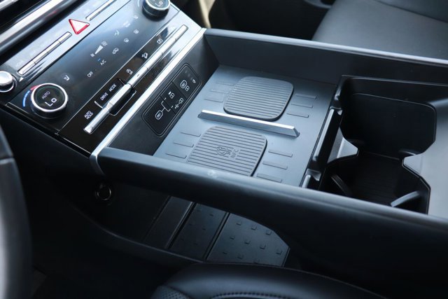 Used 2025 Hyundai Santa Fe SEL image 17