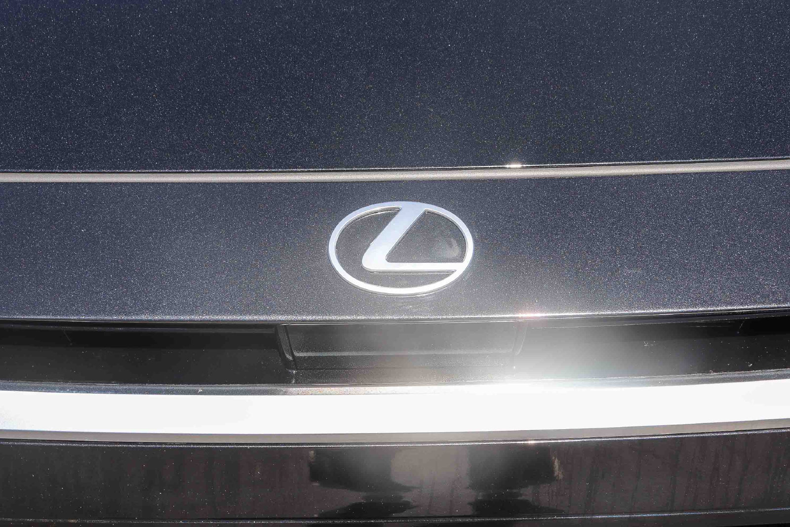 Certified 2025 Lexus TX 500h AWD w/ Technology Package image 13
