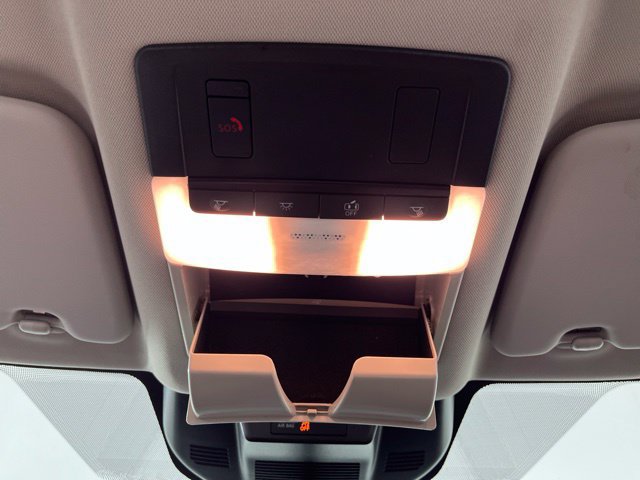 Certified 2026 Nissan Rogue SV FWD image 34