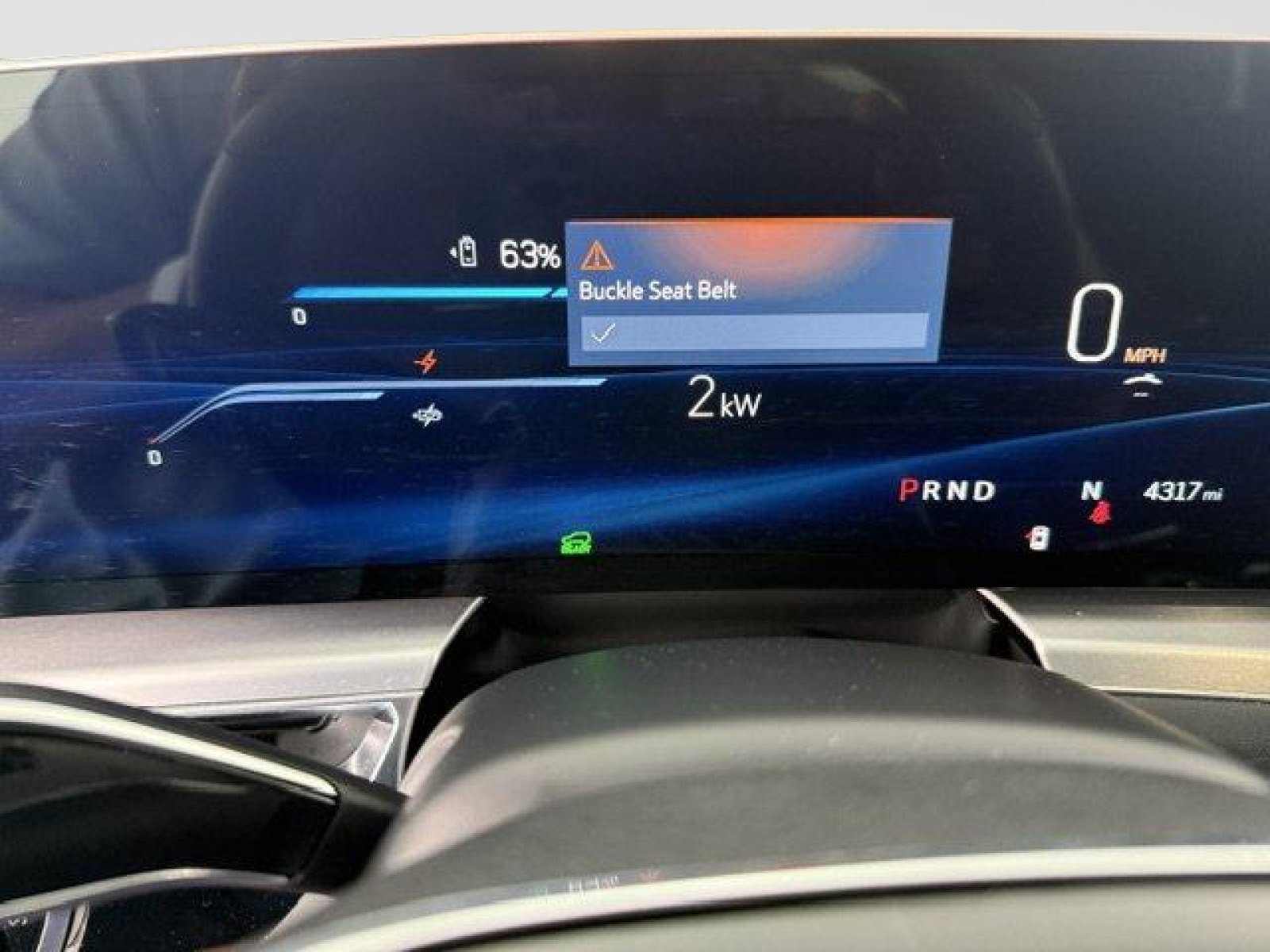 Used 2025 Cadillac Lyriq Luxury RWD image 14