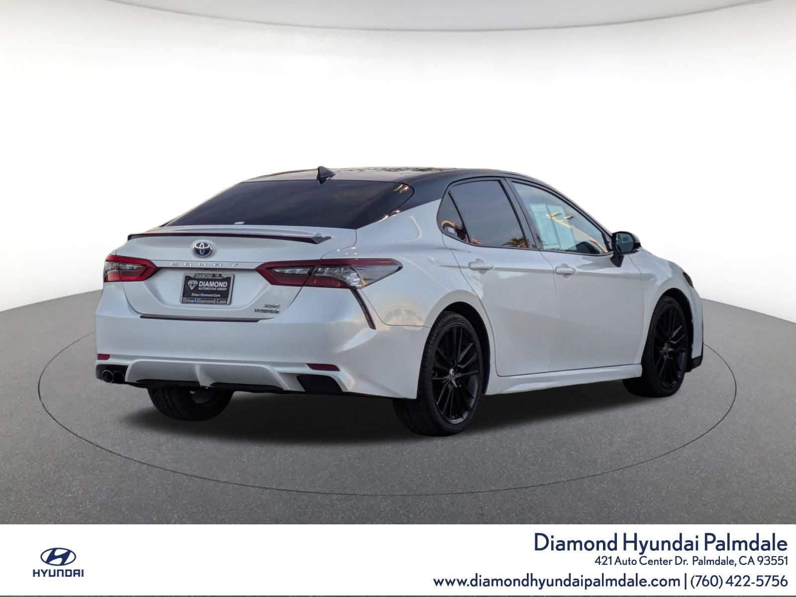 Used 2021 Toyota Camry XSE FWD image 7