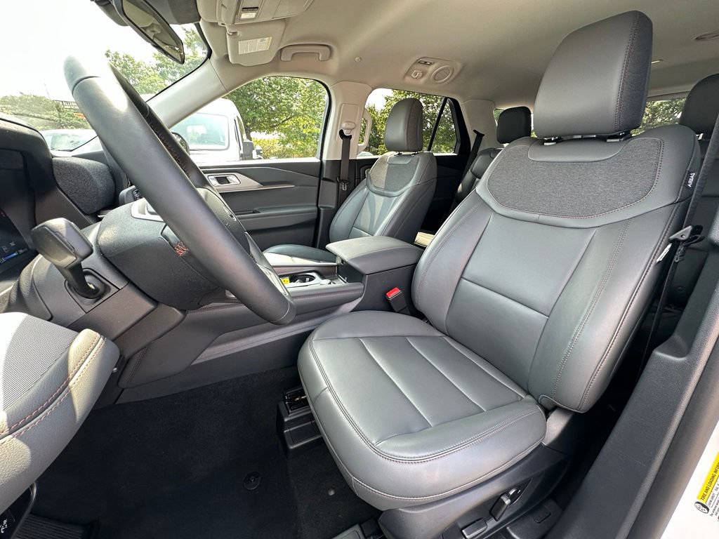 New 2026 Ford Explorer Active w/ Active Comfort Package AWD/4WD image 18