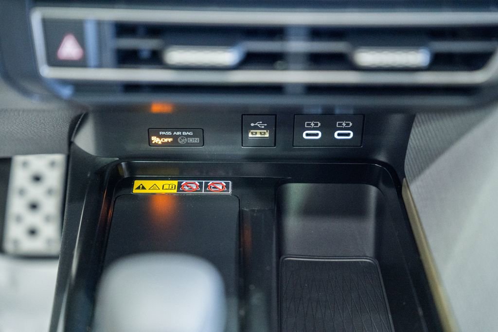 New 2026 Toyota Camry SE FWD image 21