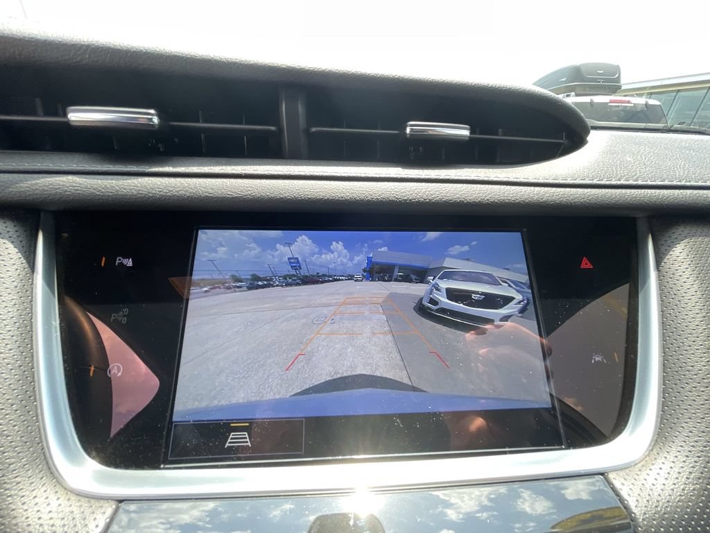Certified 2024 Cadillac XT6 Luxury FWD image 14