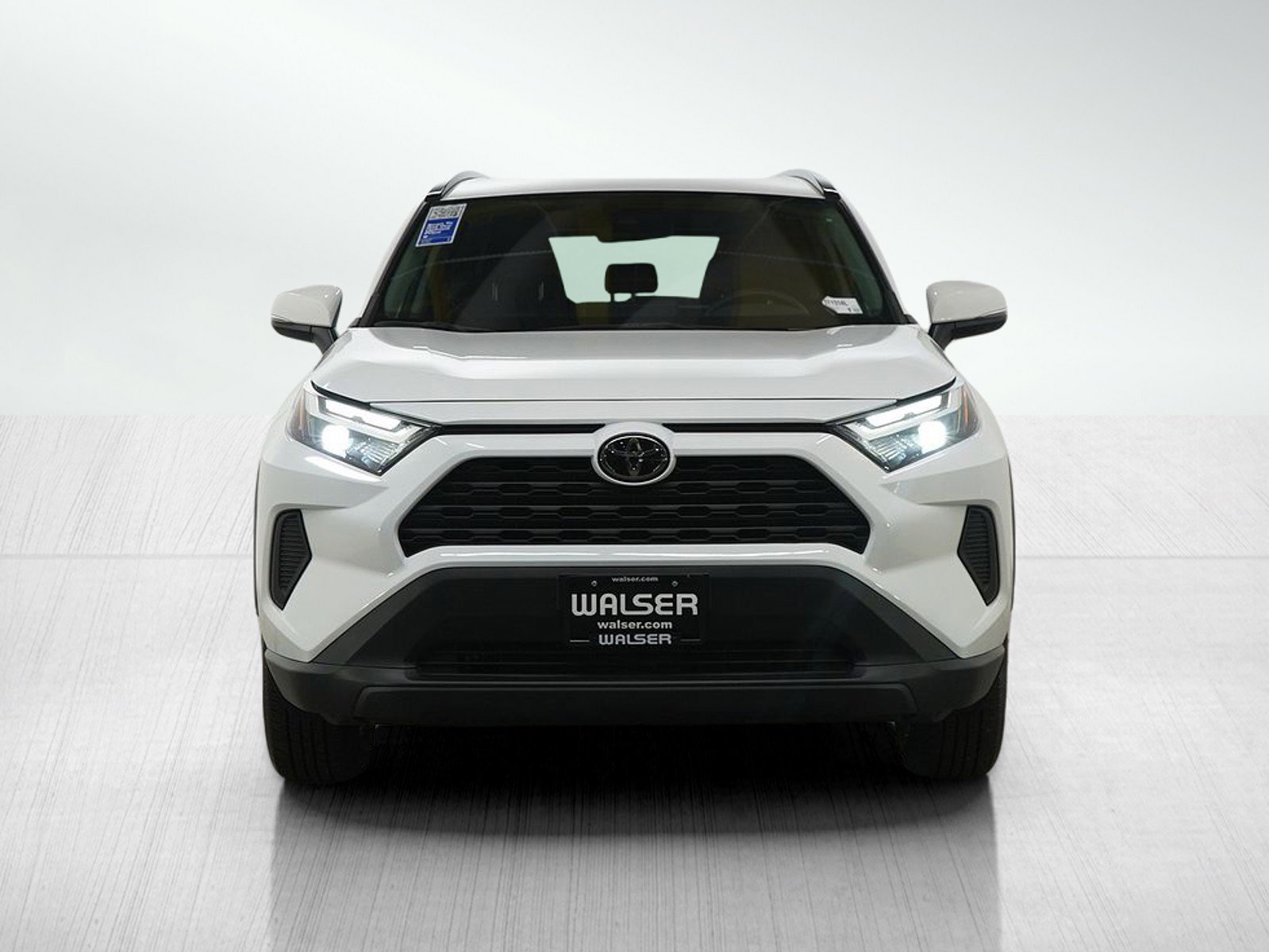 Used 2024 Toyota RAV4 XLE AWD/4WD image 8