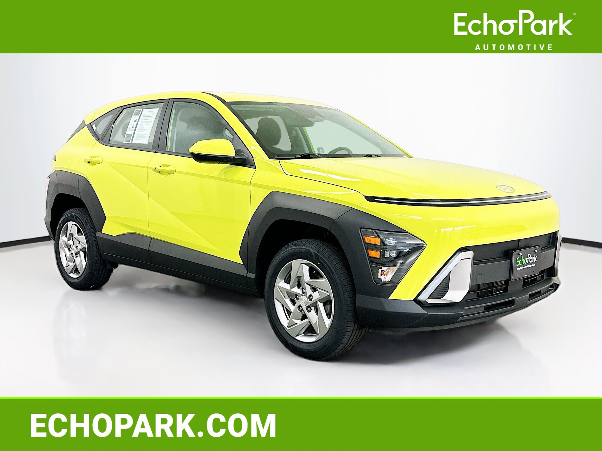 Used 2024 Hyundai Kona SE AWD/4WD image 1