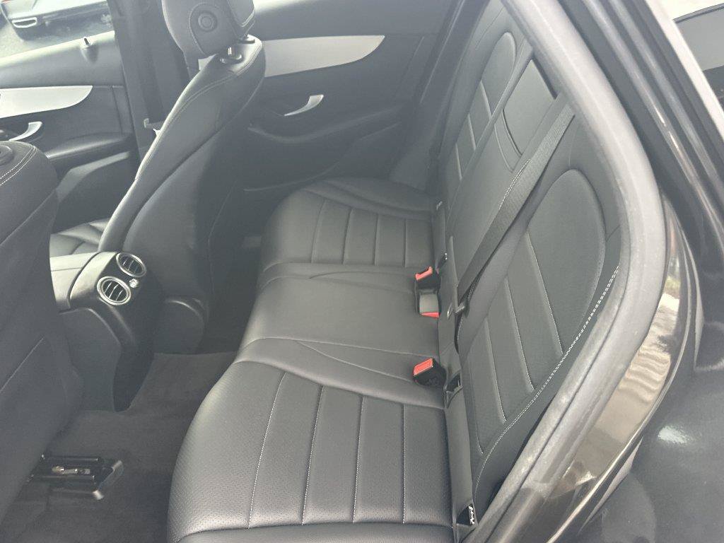 Used 2022 Mercedes-Benz GLC 300 image 14