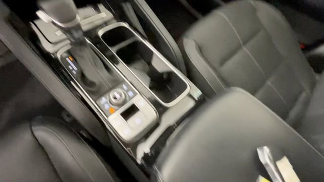 Used 2022 Kia Telluride EX w/ EX Premium Package AWD/4WD image 28
