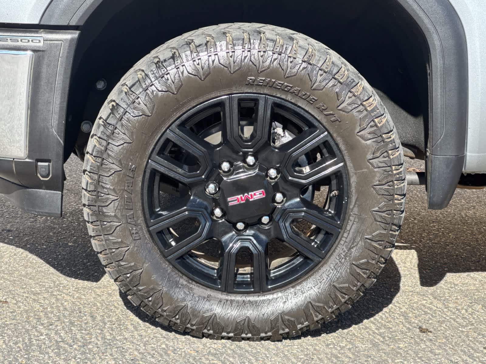 Used 2024 GMC Sierra 2500 Pro AWD/4WD image 24