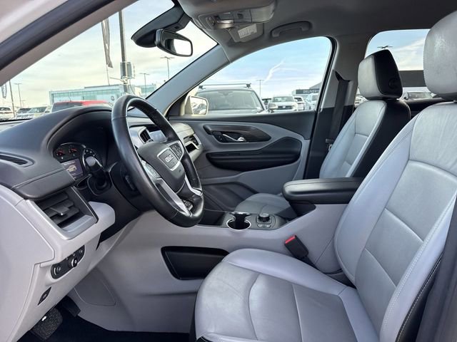 Used 2023 GMC Terrain SLT image 12