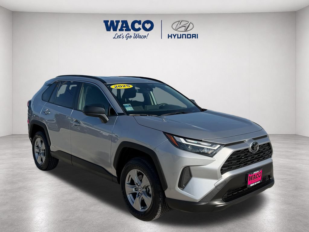 Used 2025 Toyota RAV4 LE AWD/4WD image 1