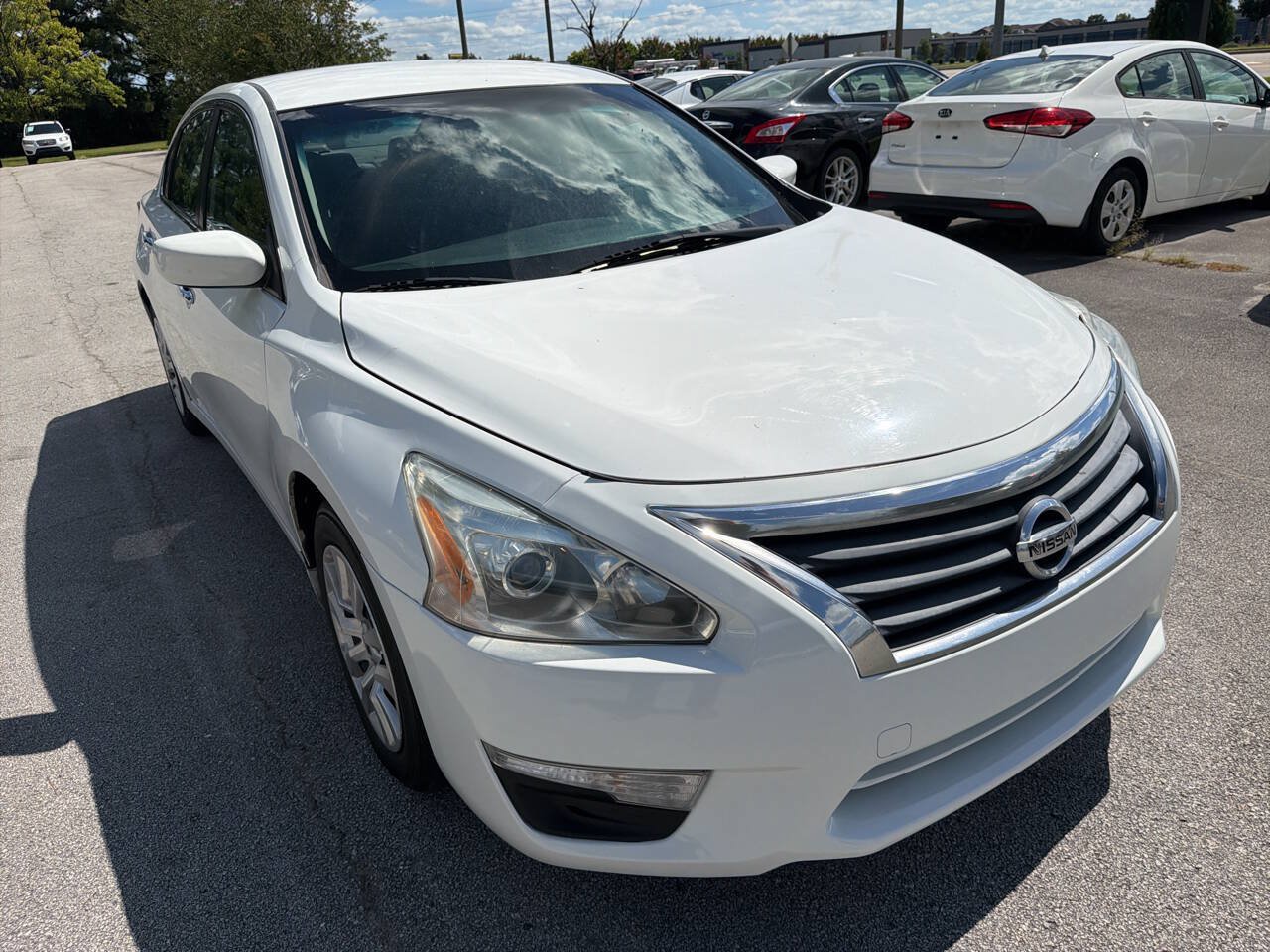 Used 2015 Nissan Altima 2.5 S w/ Power Driver Seat Package FWD image 3