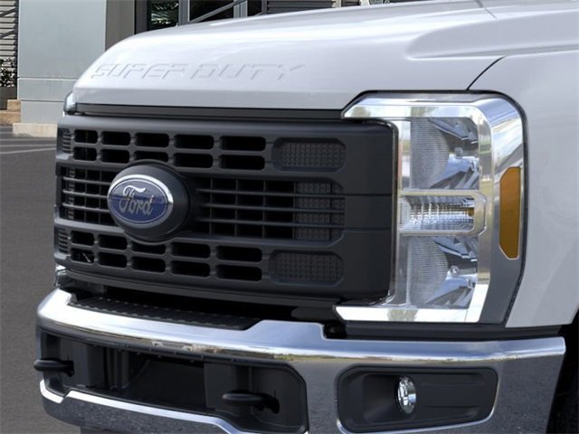 New 2026 Ford F250 XL w/ FX4 Off-Road Package image 17