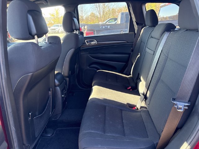 Used 2014 Jeep Grand Cherokee Laredo AWD/4WD image 9