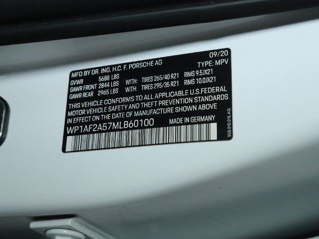 Used 2021 Porsche Macan Turbo image 46