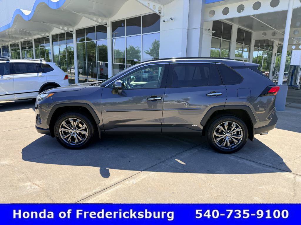 Used 2023 Toyota RAV4 Limited AWD/4WD image 2