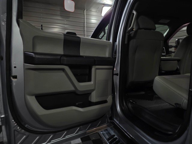 Used 2020 Ford F350 XL w/ STX Appearance Package image 32