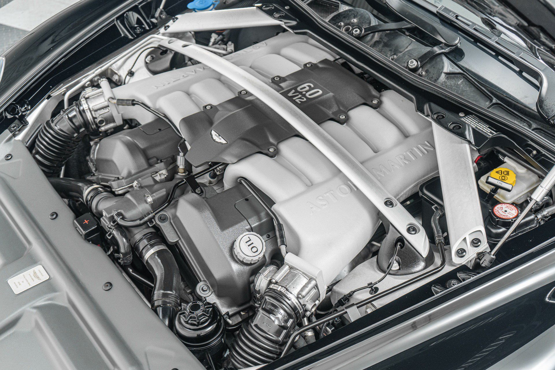 Used 2012 Aston Martin Rapide RWD image 47